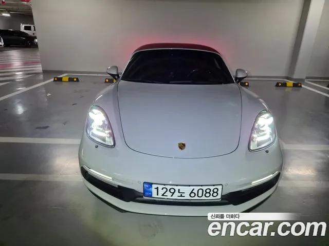 Porsche 718 2023 — photo 1