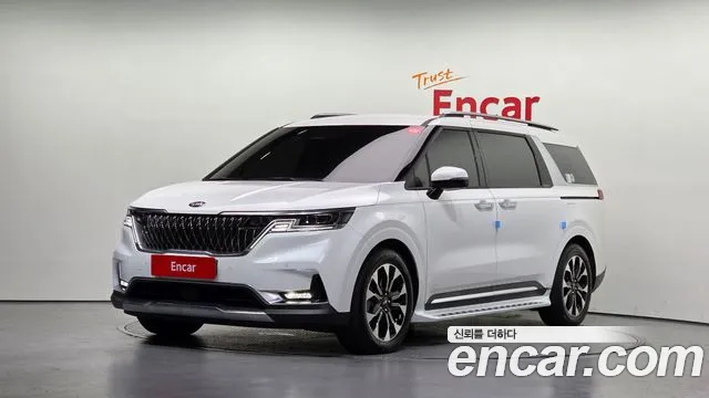 Kia Canival 2021 — photo 1