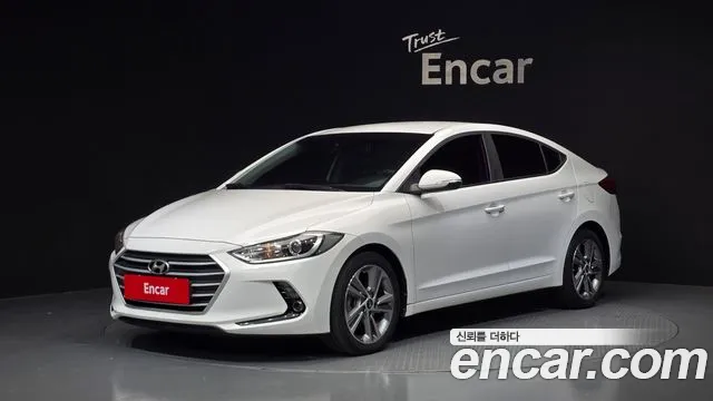 Hyundai AVANTE 2018 — photo 1