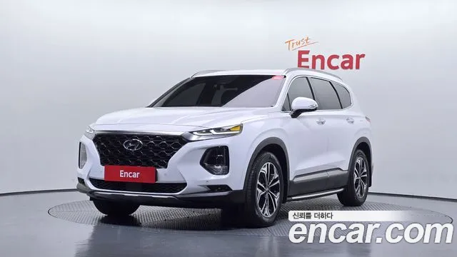 Hyundai Santafe 2019 — photo 1