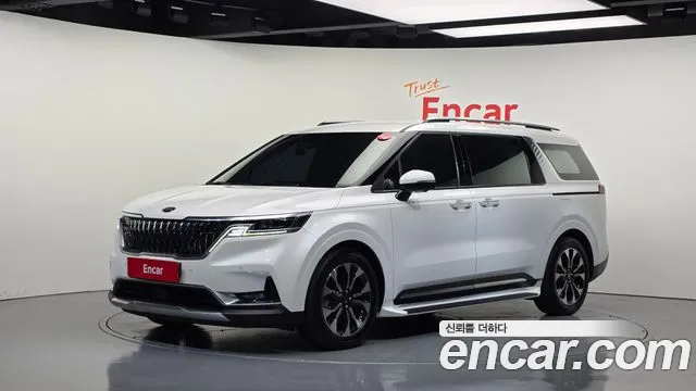 Kia Canival 2021 — photo 1