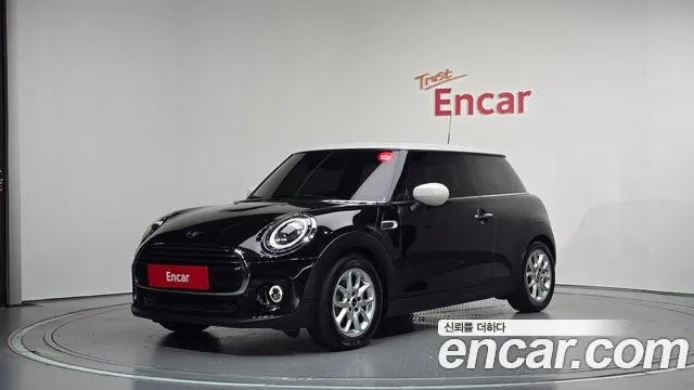 Mini Cooper 2020 — photo 1