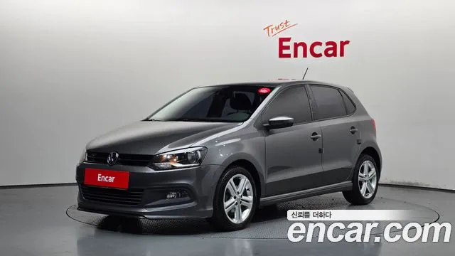 Volkswagen Polo 2013 — photo 1