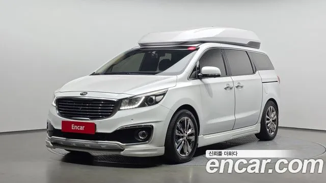 Kia Canival 2018 — photo 1