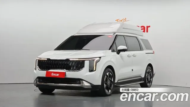Kia Canival 2025 — photo 1