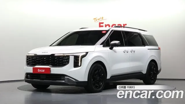 Kia Canival 2025 — photo 1