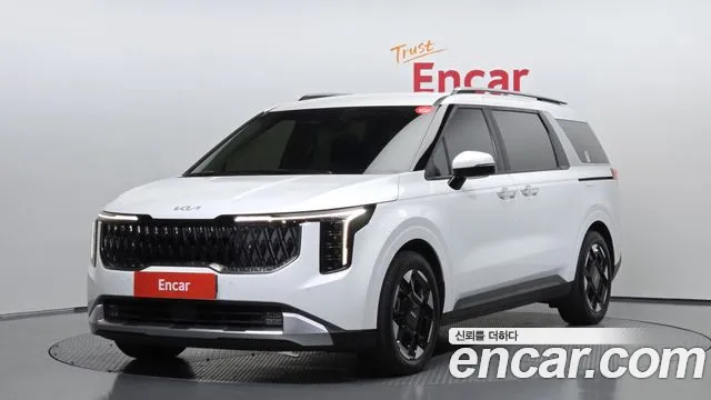 Kia Canival 2024 — photo 1