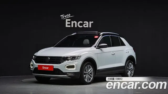 Volkswagen T-Roc 2022 — photo 1