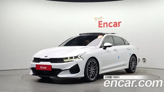 Kia K5 2021 — photo 1