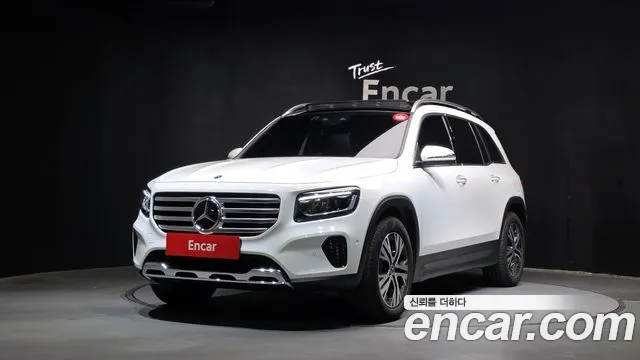 Mercedes-Benz GLB-Class 2024 — photo 1