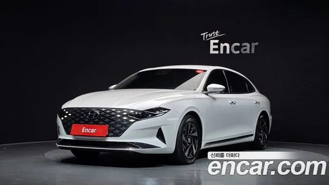 Hyundai Grandeur 2023 — photo 1