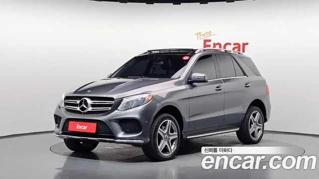 Mercedes-Benz GLE-Class 2018 — photo 1
