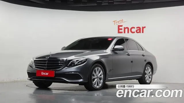 Mercedes-Benz E-Class 2018 — photo 1