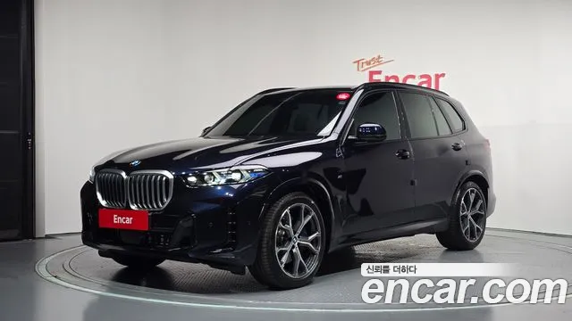 BMW X5 2025 — photo 1