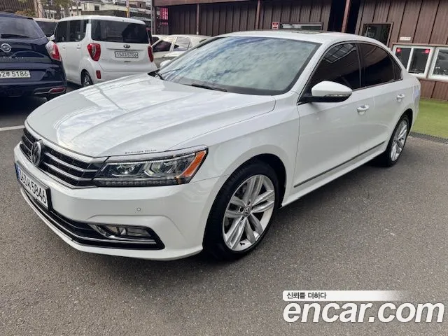 Volkswagen Passat 2018 — photo 1