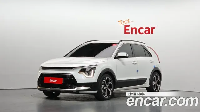 Kia Niro 2022 — photo 1