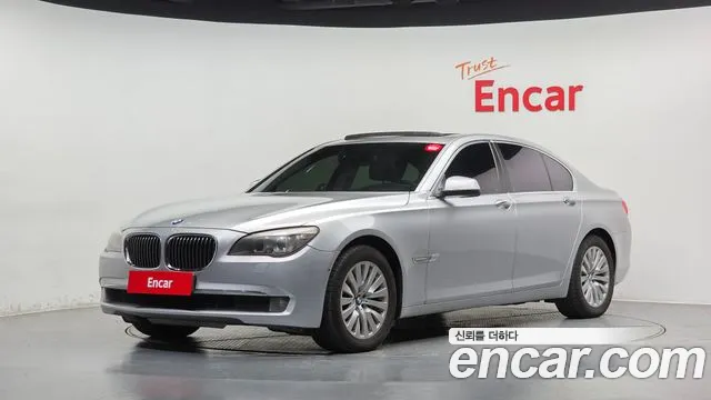 BMW 7-Series 2009 — photo 1