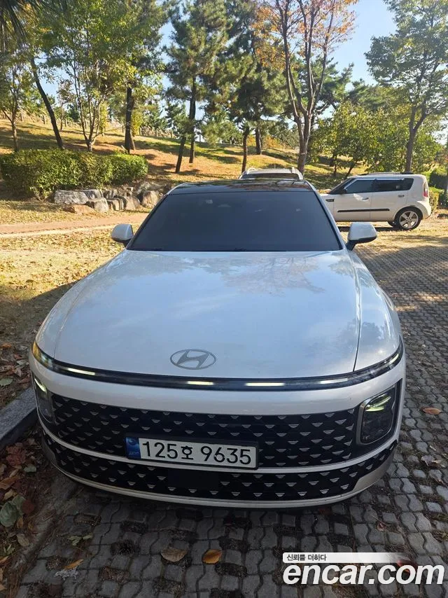 Hyundai Grandeur 2023 — photo 1