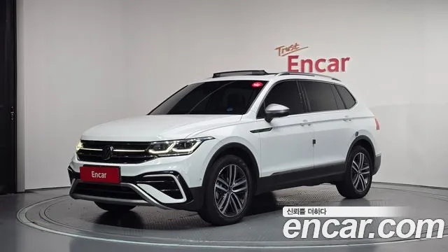 Volkswagen Tiguan 2023 — photo 1