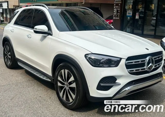 Mercedes-Benz GLE-Class 2026 — photo 1