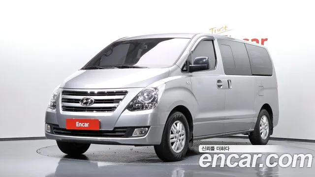 Hyundai Starex 2017 — photo 1
