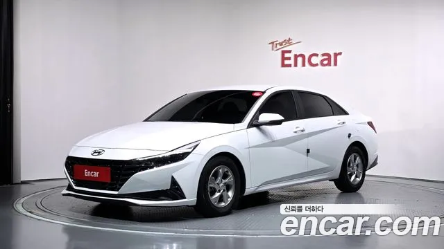Hyundai AVANTE 2022 — photo 1