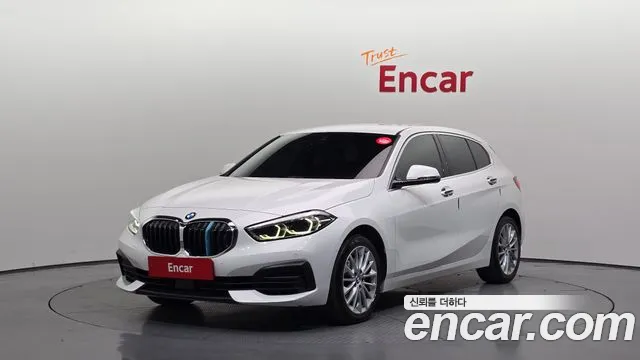 BMW 1-Series 2021 — photo 1