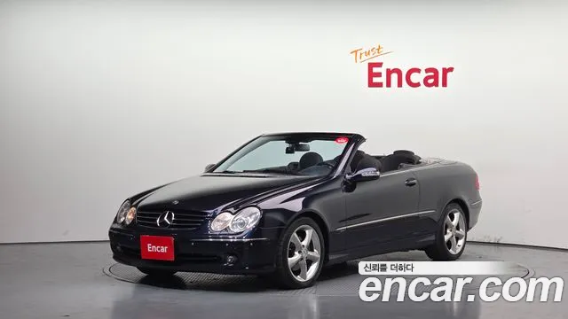 Mercedes-Benz CLK-Class 2005 — photo 1
