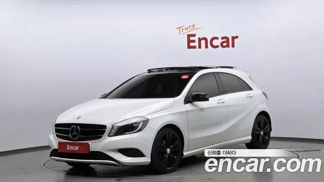 Mercedes-Benz A-Class 2015 — photo 1