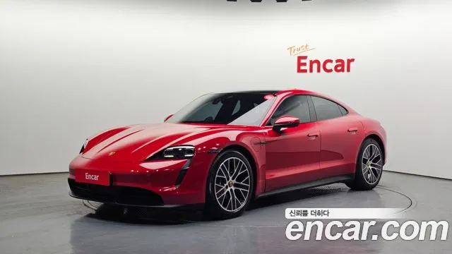 Porsche Taycan 2023 — photo 1