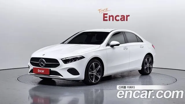 Mercedes-Benz A-Class 2024 — photo 1