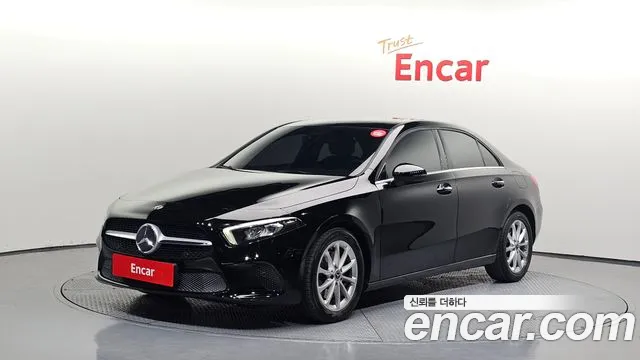 Mercedes-Benz A-Class 2020 — photo 1