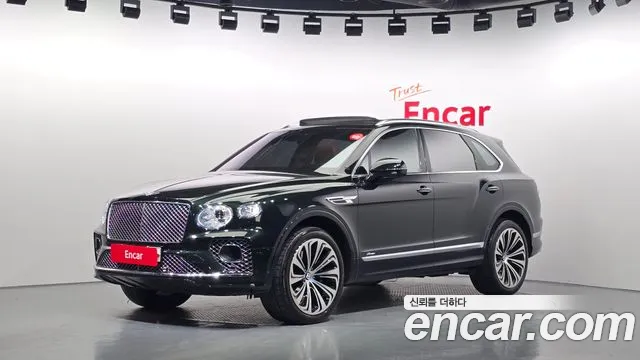 Bentley Bentayga 2023 — photo 1