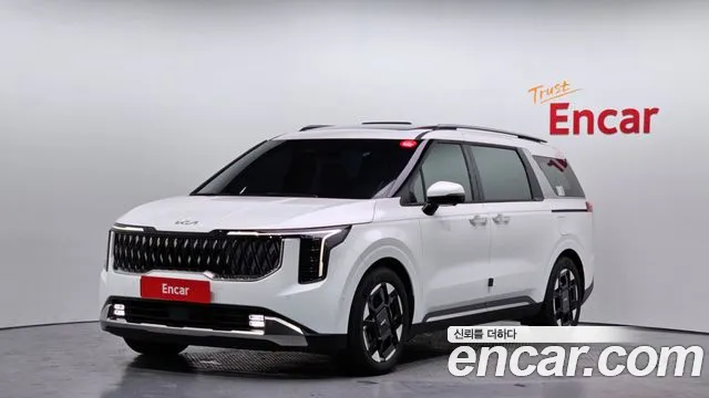 Kia Canival 2025 — photo 1