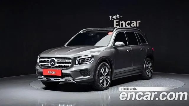 Mercedes-Benz GLB-Class 2021 — photo 1