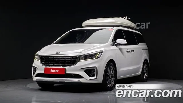 Kia Canival 2019 — photo 1