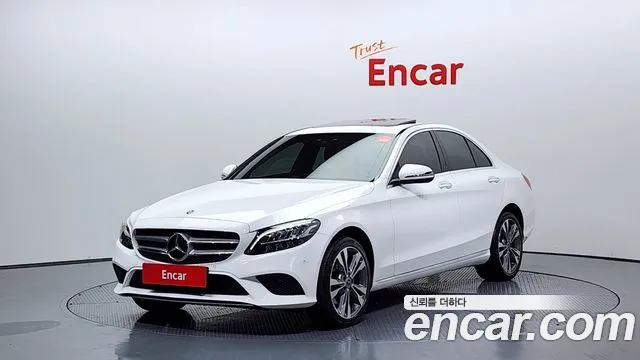 Mercedes-Benz C-Class 2020 — photo 1