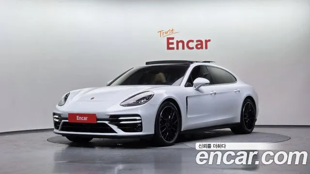 Porsche Panamera 2021 — photo 1
