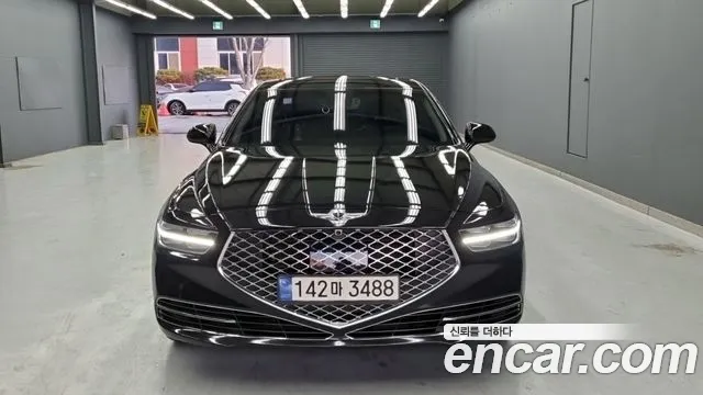 Genesis G90 2019 — photo 1