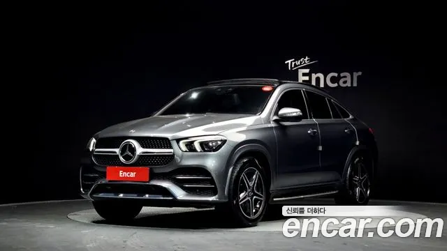 Mercedes-Benz GLE-Class 2021 — photo 1