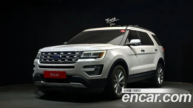 Ford Explorer 2016 — photo 1
