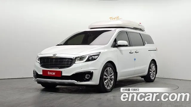 Kia Canival 2018 — photo 1