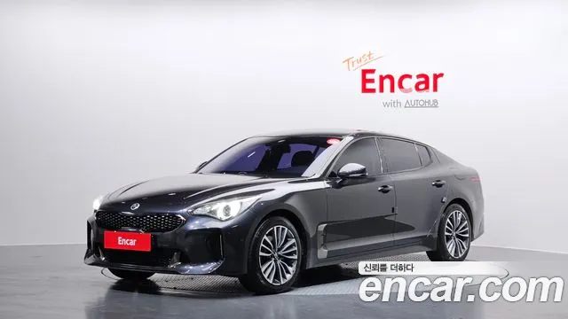 Kia Stinger 2018 — photo 1