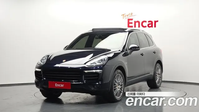 Porsche Cayenne 2016 — photo 1