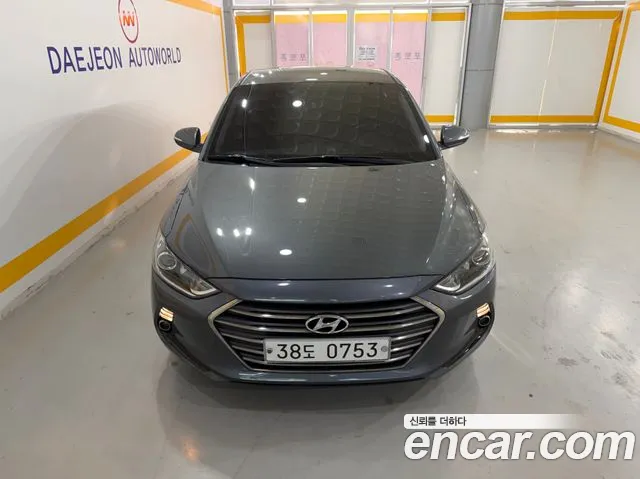 Hyundai AVANTE 2016 — photo 1