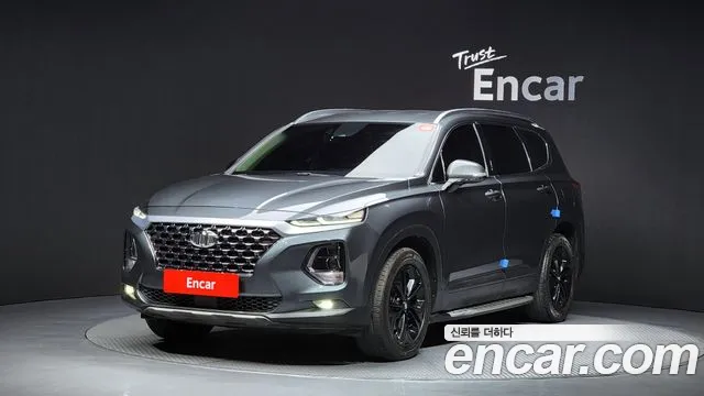 Hyundai Santafe 2019 — photo 1
