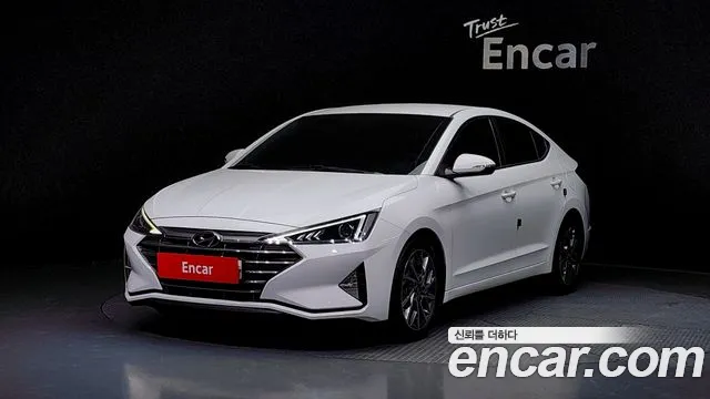 Hyundai AVANTE 2020 — photo 1