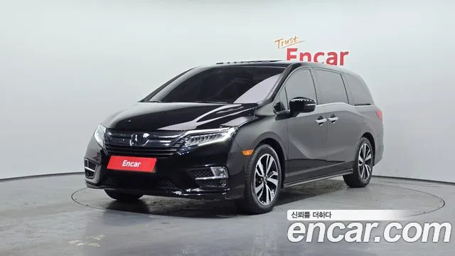 Honda Odyssey 2019 — photo 1
