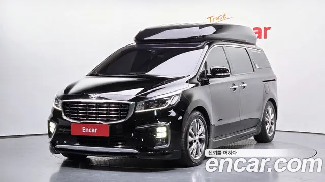 Kia Canival 2019 — photo 1