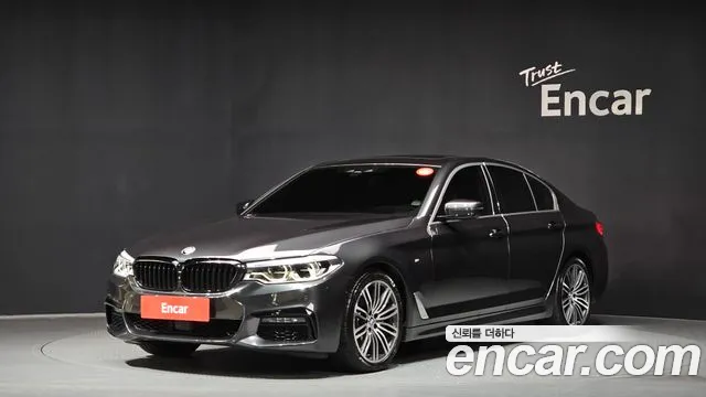 BMW 5-Series 2020 — photo 1